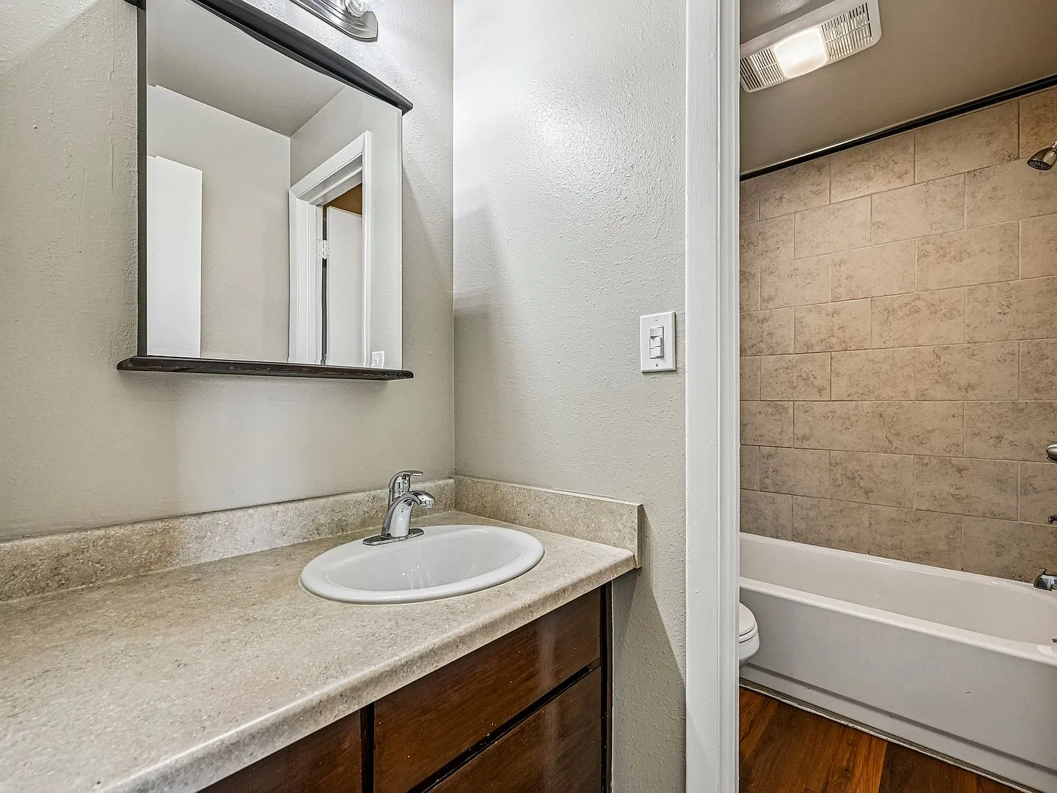 Rondeau Apartments — Photo 4