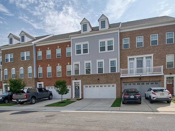 2nd image of 7421 Cedarwood Grove Ln