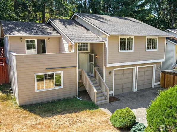 919 SW 319th Place, Federal Way, WA 98023