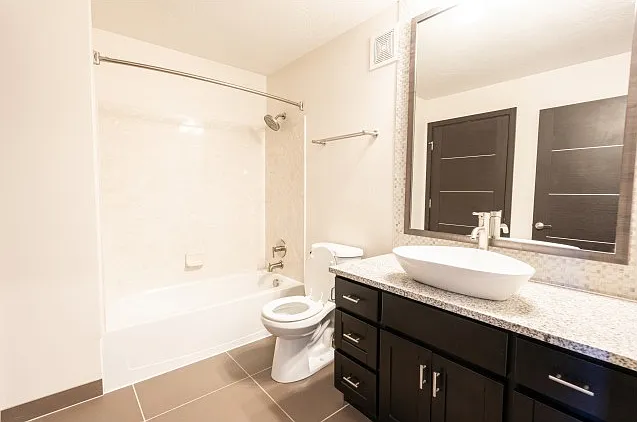 Bathroom with Modern Design Features Bathroom with Modern Design Features