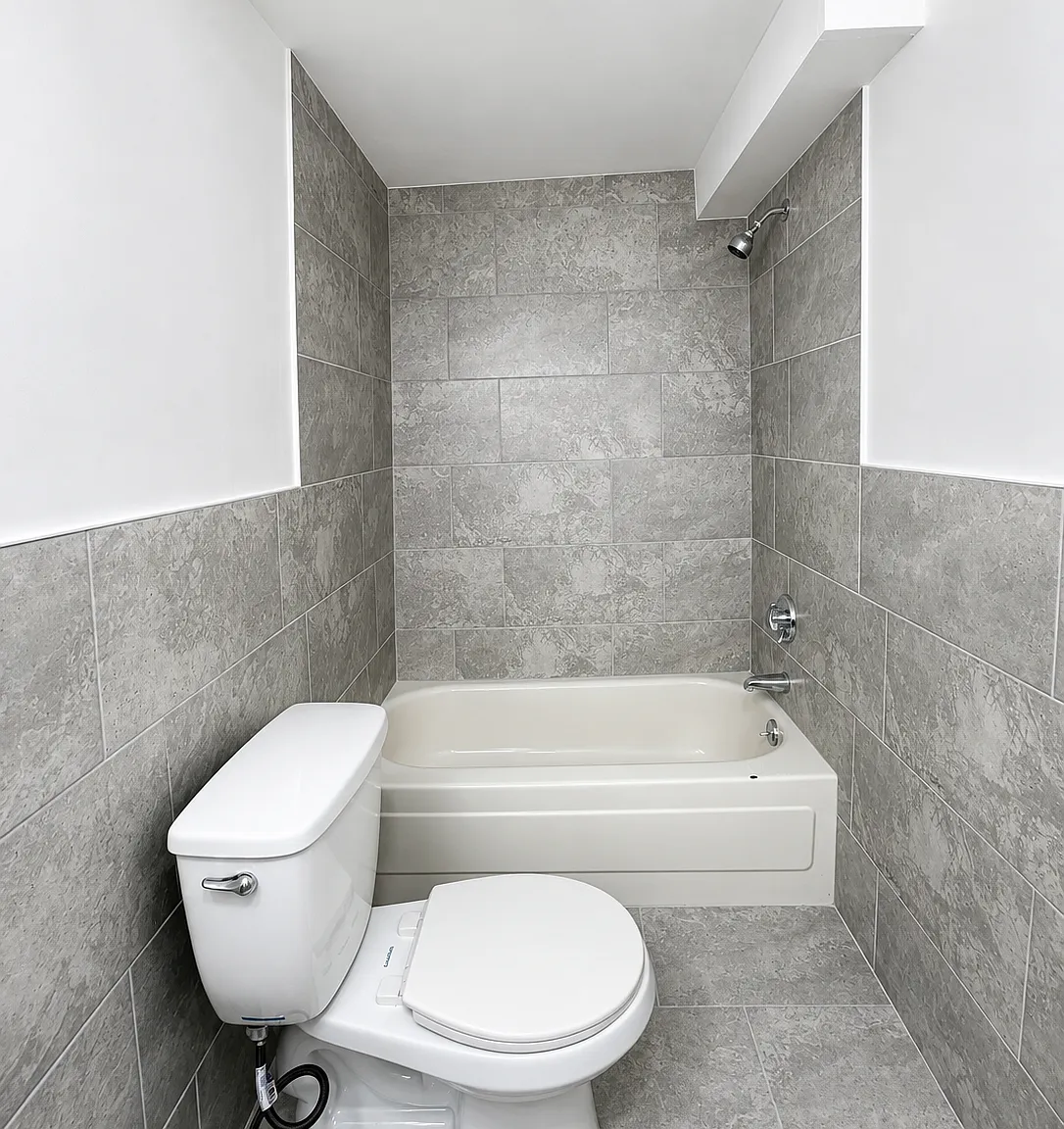 2 bed, 600 sqft, $1,900 — Photo 2