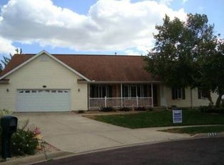 2404 Montecello Ct, Pekin, IL 61554