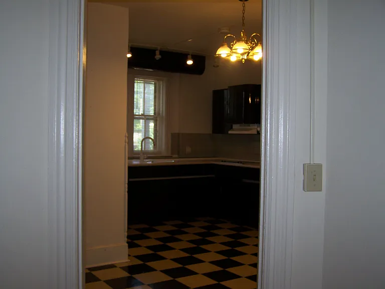 4 Delafield St #1A — Photo 3