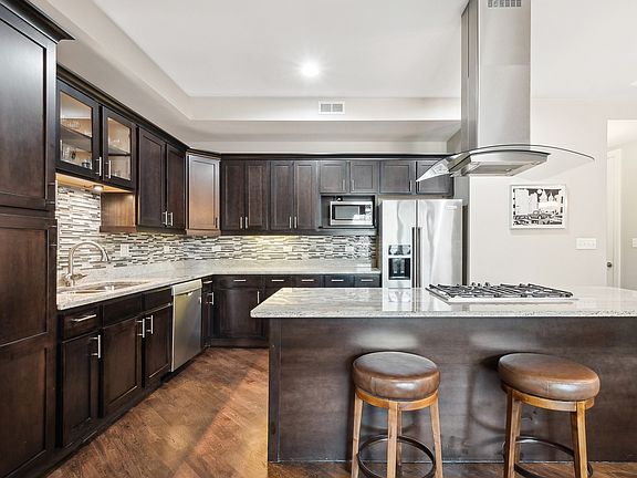 3rd image of 4544 N Seeley Ave APT 1N