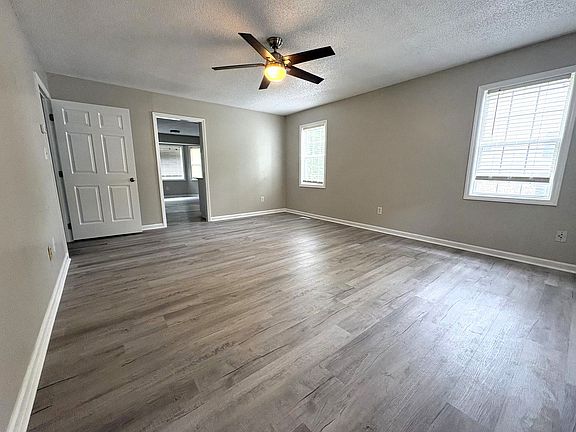 4th image of 105 Lonesome Wind Way