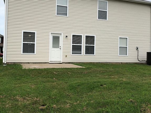5th image of 3519 Bluespruce Way