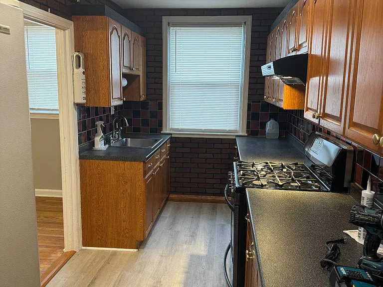 5149 Arbor St — Photo 5