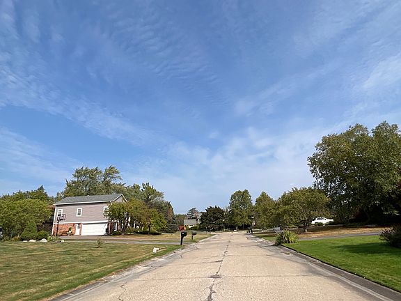 5th image of 5506 Old Carriage Ln