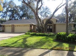 8800 Crescent Forest Blvd, New Port Richey, FL 34654