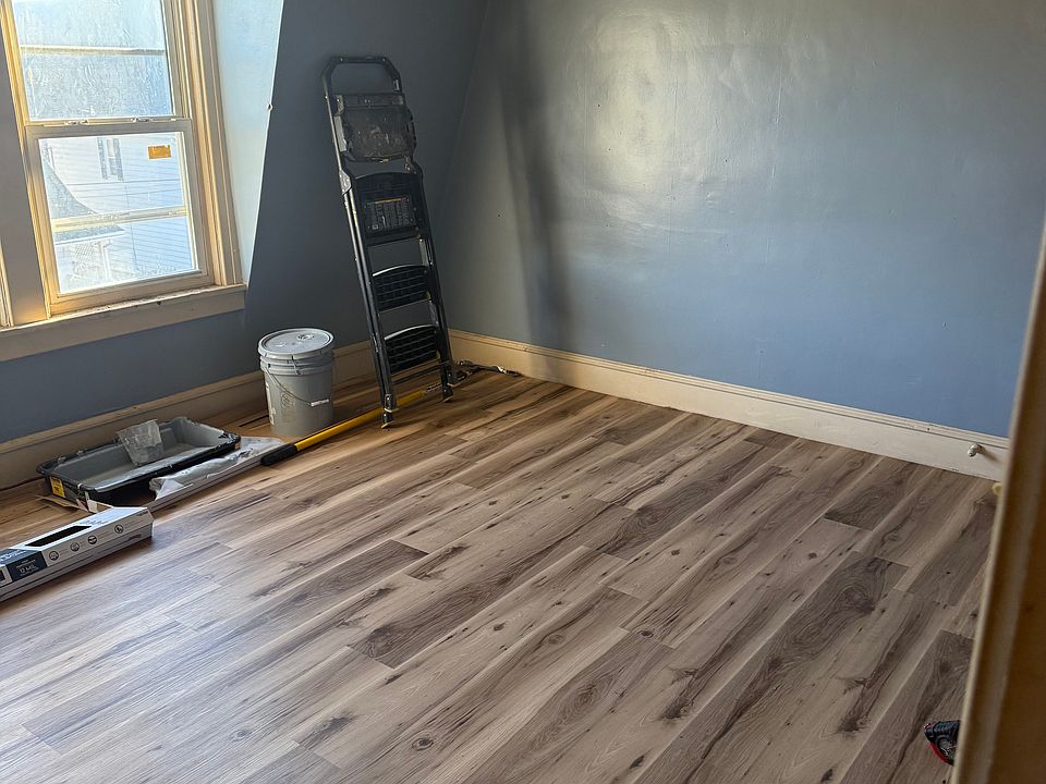 1st image of 635 4th Ave