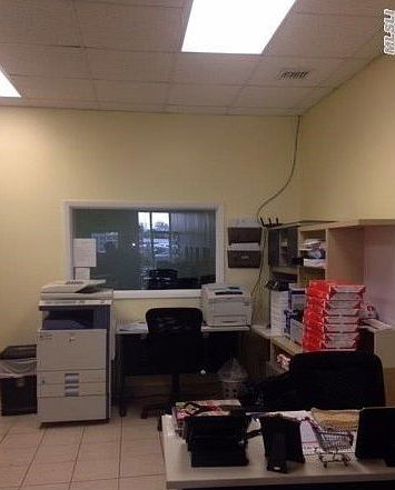 2nd image of 254 E Park Ave