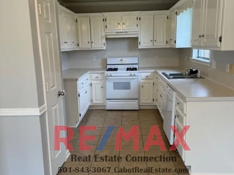 29 Applewood Dr — Photo 6