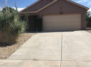 5940 Star View Dr, Las Cruces, NM 88012