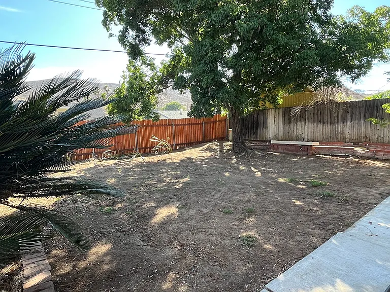 5532 Peacock Ln — Photo 25