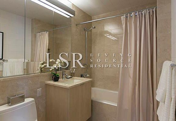 4th image of 160 W 62nd St APT 23H