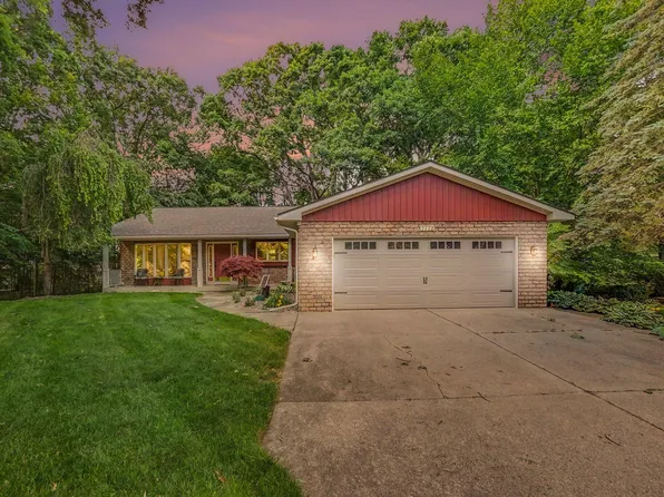 7772 Hidden Ridge Ct, Hudsonville, MI 49426