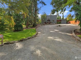 1606 Lake Dr, Camano Island, WA