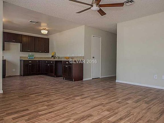 3rd image of 3645 Blue Lake Ave