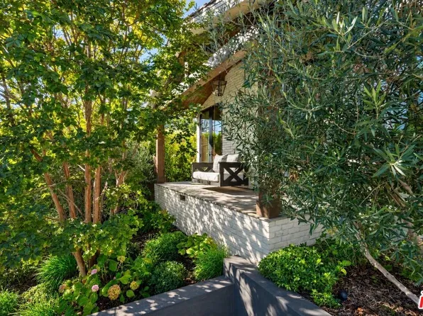 2835 Westbrook Ave, Los Angeles, CA 90046