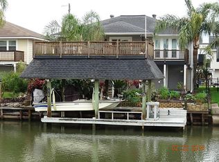 19 N Flamingo St, La Marque, TX 77568