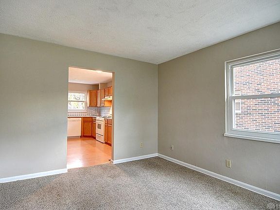 5th image of 2524 California Ave