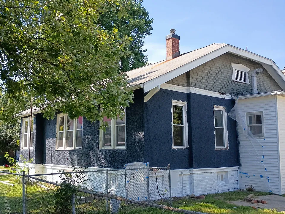 430 S 4th St