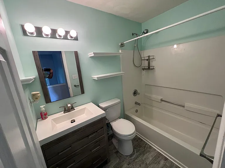 6206 Winthrope Dr — Photo 7