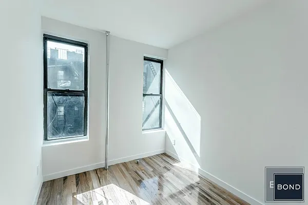 Rented by Bond New York | media 10