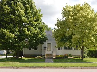 245 East Broadway, Plainview, MN 55964