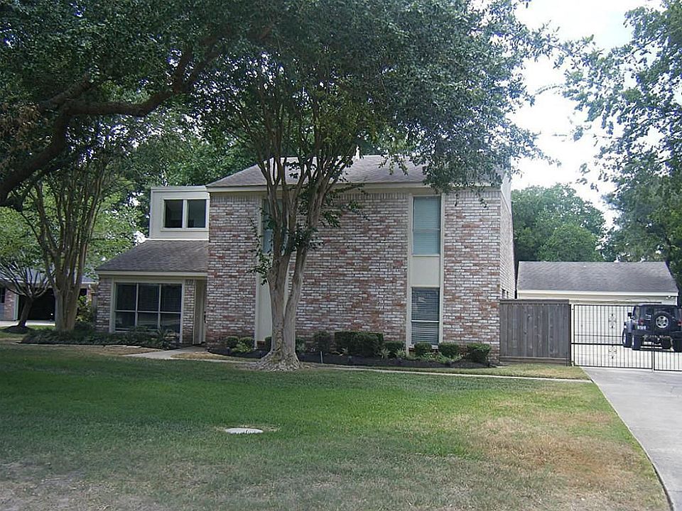 1st image of 12203 Adams Run Dr
