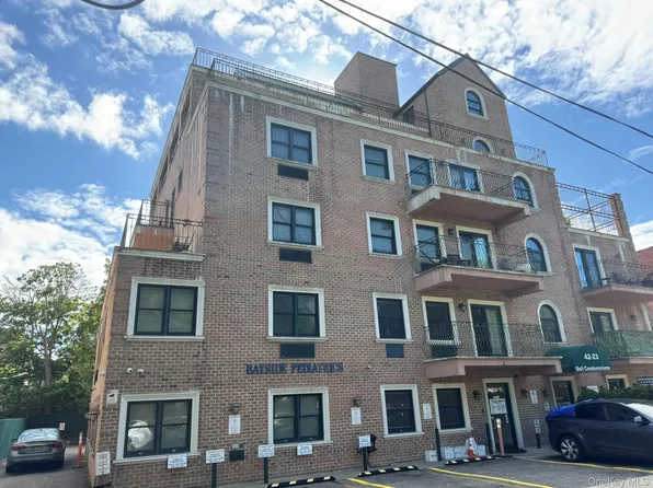 42-23 212th Street #3C, Bayside, NY 11361