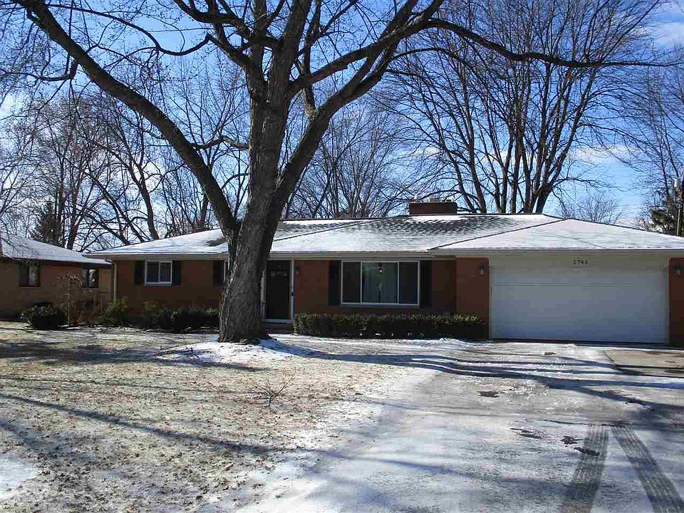 1st image of 2743 W Dexter Dr