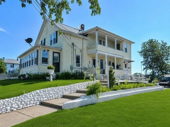 21 Miller St, Blackstone, MA 01504