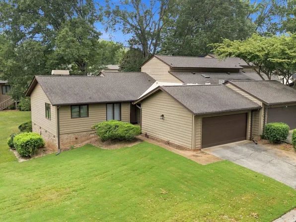 133 Tanager Cir, Greer, SC 29650