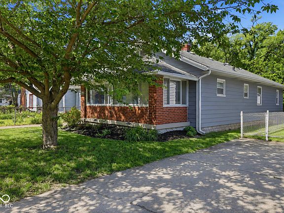 4th image of 4912 Evanston Ave