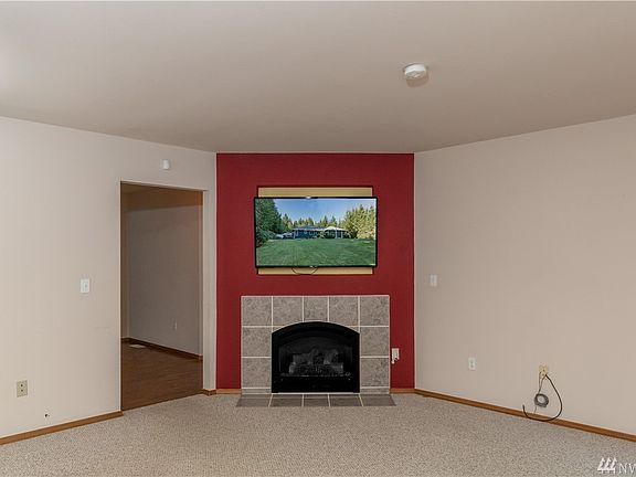 5th image of 14634 Wiley Ln SE