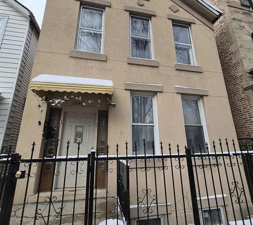 2046 W 19th St #2
