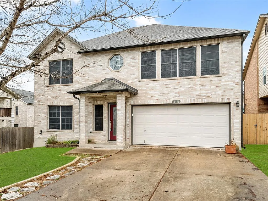 3 bed, 2.5 bath, 2233 sqft, $2,500 — Photo 2