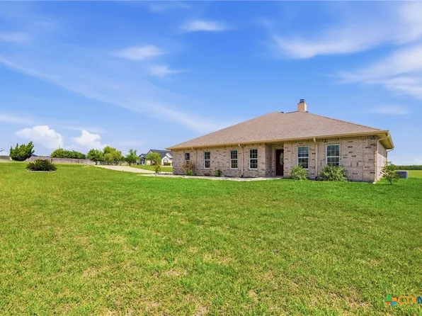 15 Huron St, Victoria, TX 77905