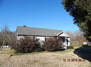 516 1st St, Gibsonville, NC 27249