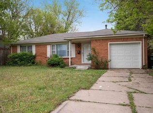 8333 E Indianapolis St, Wichita, KS 67207