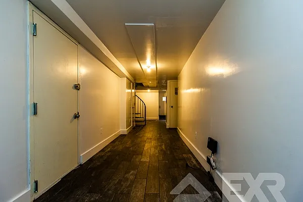 Rented by EXR | media 15