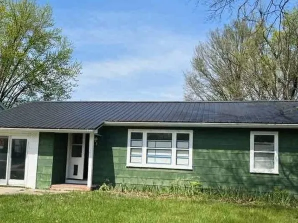 1239 Maple St, Boonville, MO 65233