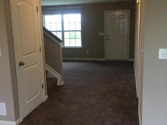 5th image of 4923 Whispering Falls Dr