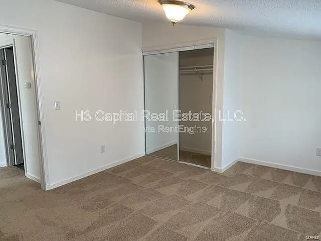 80 Village Ct — Photo 10