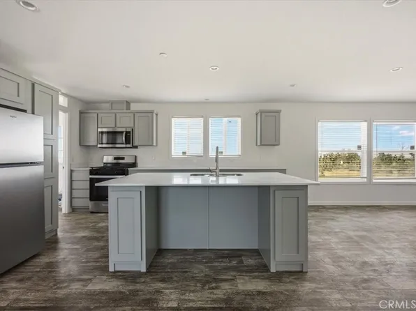 11074 Ponderosa Rd, Pinon Hills, CA 92372