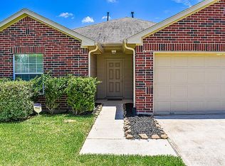 7023 Twin Creek Dr, Hitchcock, TX 77563