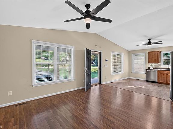 5th image of 237 Partridge Dr