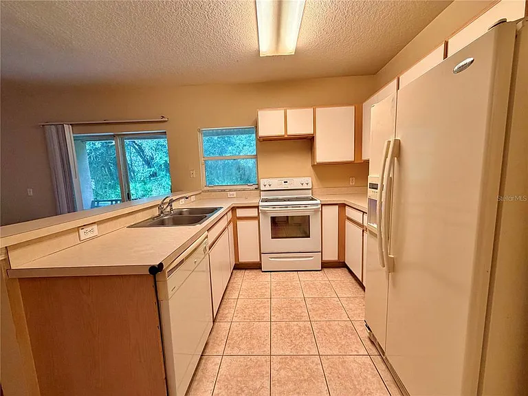 30209 Swinford Ln — Photo 8