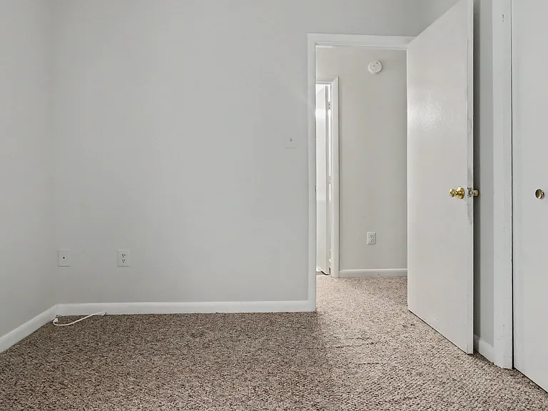 10225 Cove Ledge Ct — Photo 30